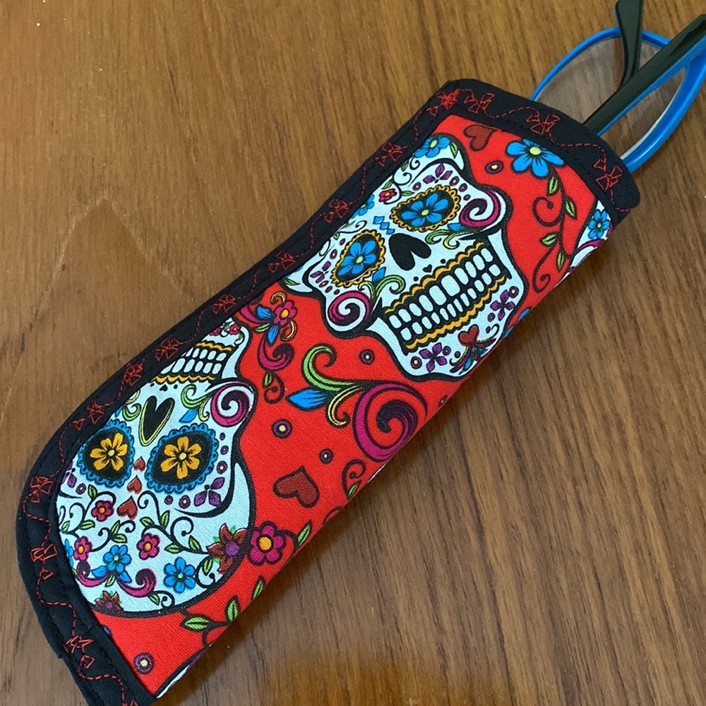 Handmade Sugar Skull Print Eyeglass Case - Picture 2 of 8
